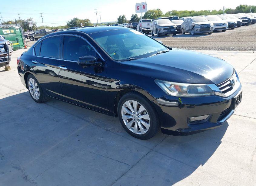 2015 Honda Accord EX (VIN 1HGCR2F78FA218517) main photo