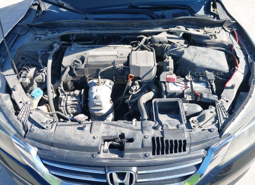 Photo 10 of 2015 Honda Accord EX (VIN 1HGCR2F78FA218517)