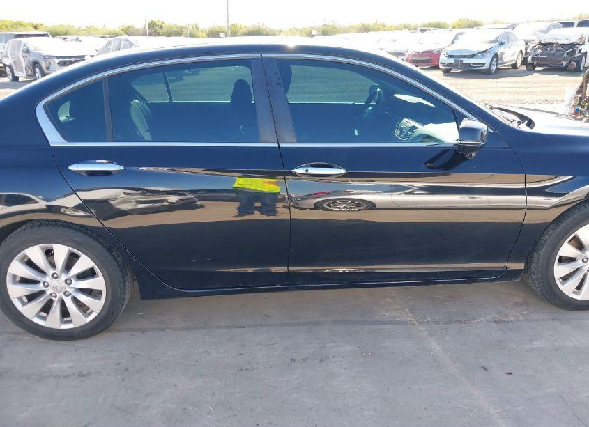 Photo 14 of 2015 Honda Accord EX (VIN 1HGCR2F78FA218517)