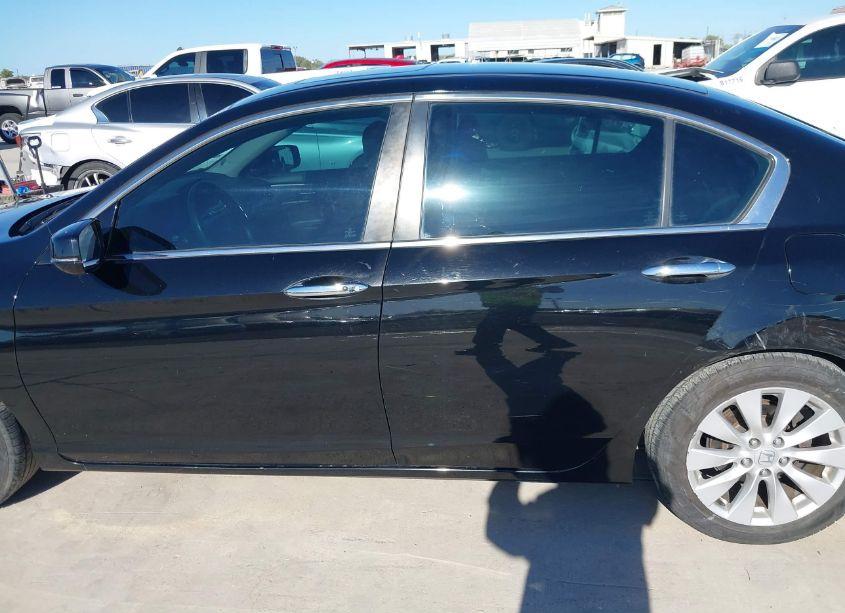 Photo 15 of 2015 Honda Accord EX (VIN 1HGCR2F78FA218517)