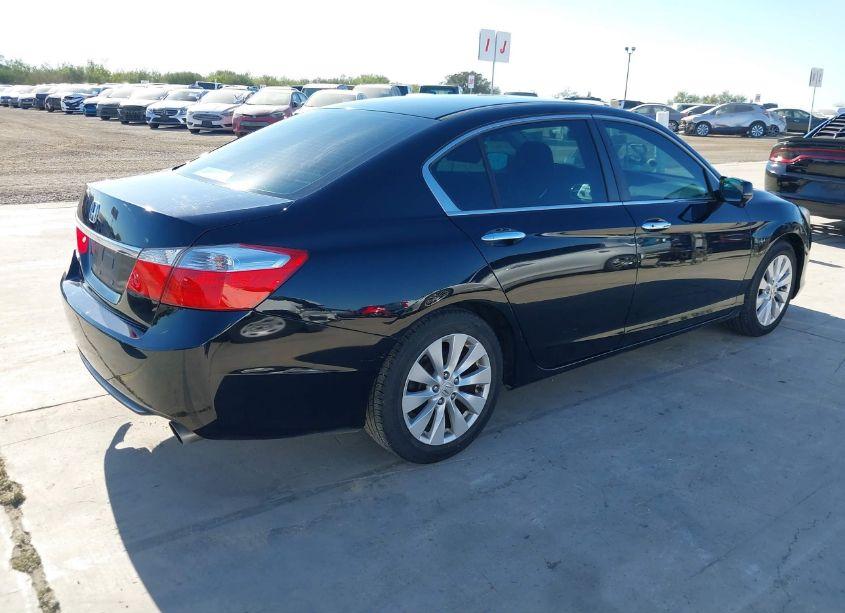 Photo 4 of 2015 Honda Accord EX (VIN 1HGCR2F78FA218517)