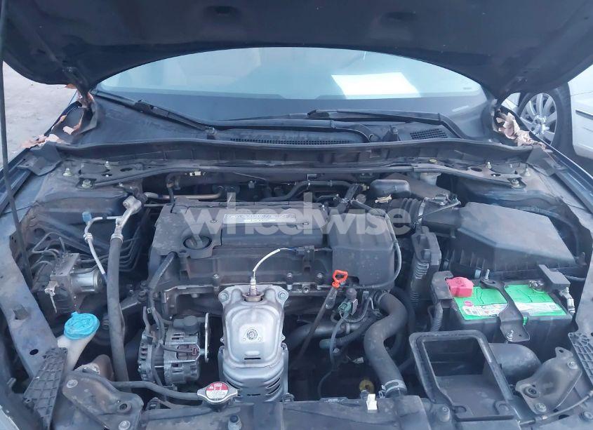 Photo 10 of 2015 Honda Accord EX (VIN 1HGCR2F78FA254742)