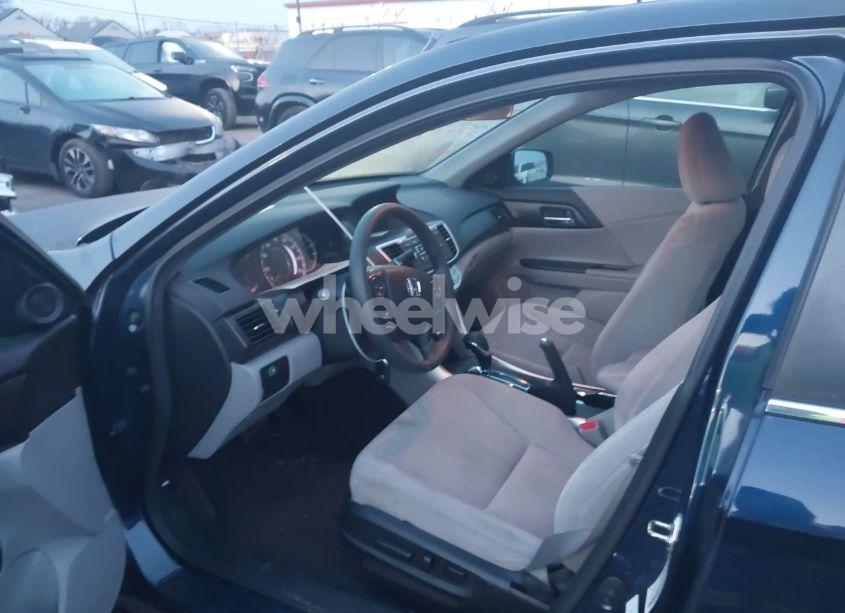 Photo 5 of 2015 Honda Accord EX (VIN 1HGCR2F78FA254742)