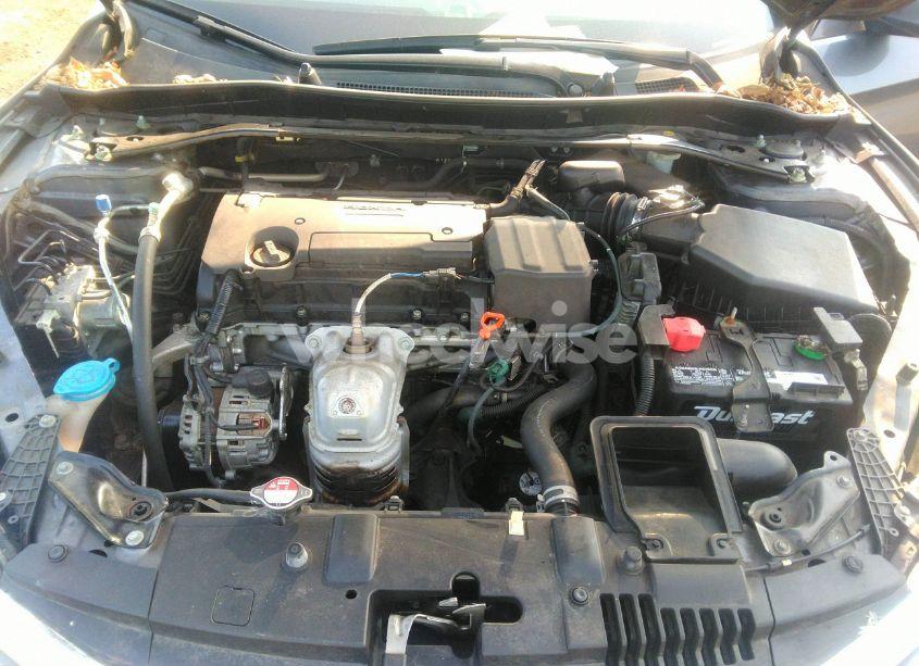 Photo 10 of 2016 Honda Accord EX (VIN 1HGCR2F78GA160006)