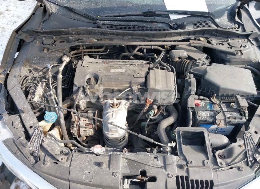 Photo 10 of 2016 Honda Accord EX (VIN 1HGCR2F78GA165528)