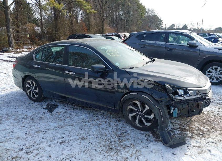 Photo 13 of 2016 Honda Accord EX (VIN 1HGCR2F78GA165528)