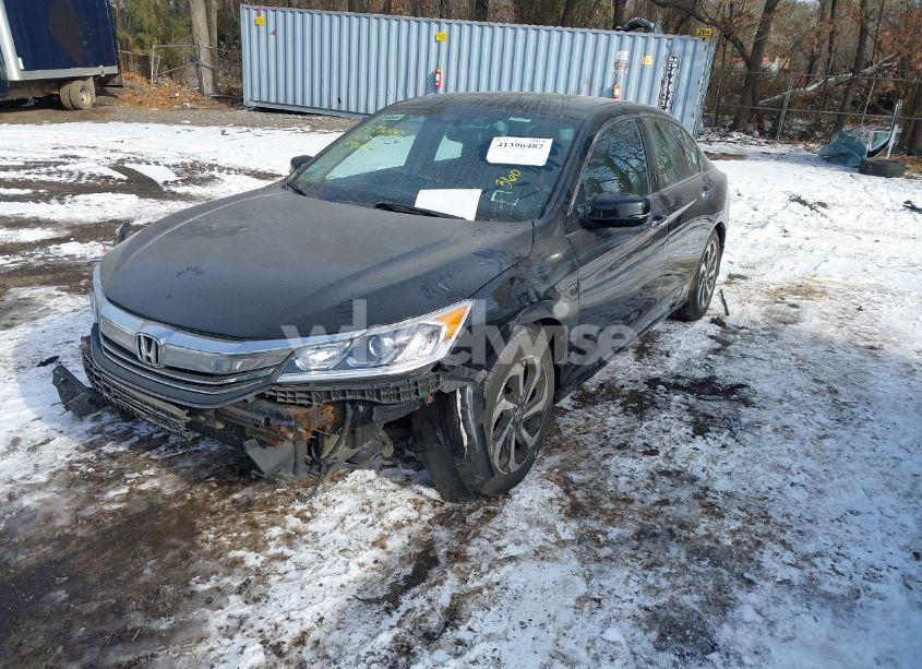 Photo 2 of 2016 Honda Accord EX (VIN 1HGCR2F78GA165528)