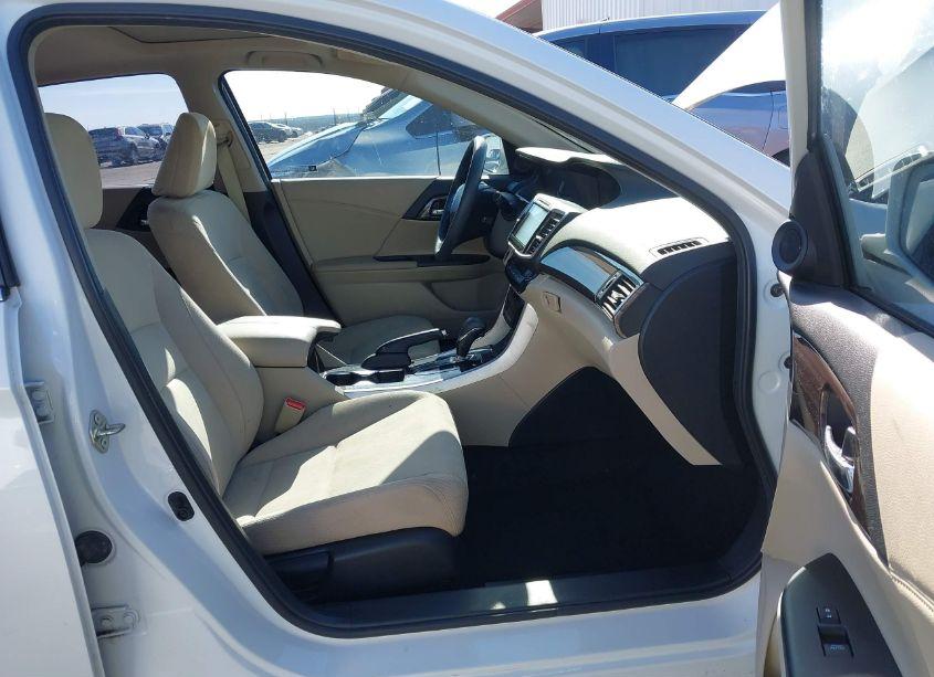 Photo 5 of 2017 Honda Accord EX (VIN 1HGCR2F78HA086510)