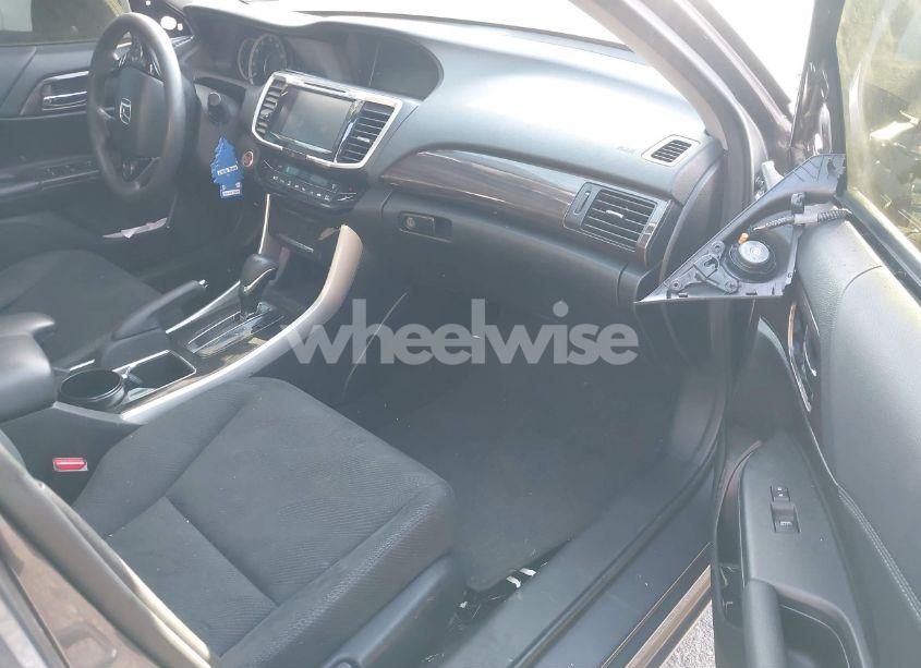 Photo 5 of 2017 Honda Accord EX (VIN 1HGCR2F78HA201901)