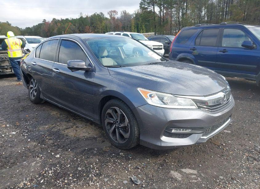 2017 Honda Accord EX (VIN 1HGCR2F78HA232176) main photo