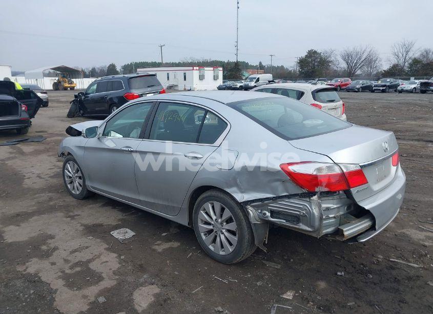 Photo 3 of 2013 Honda Accord EX (VIN 1HGCR2F79DA034426)
