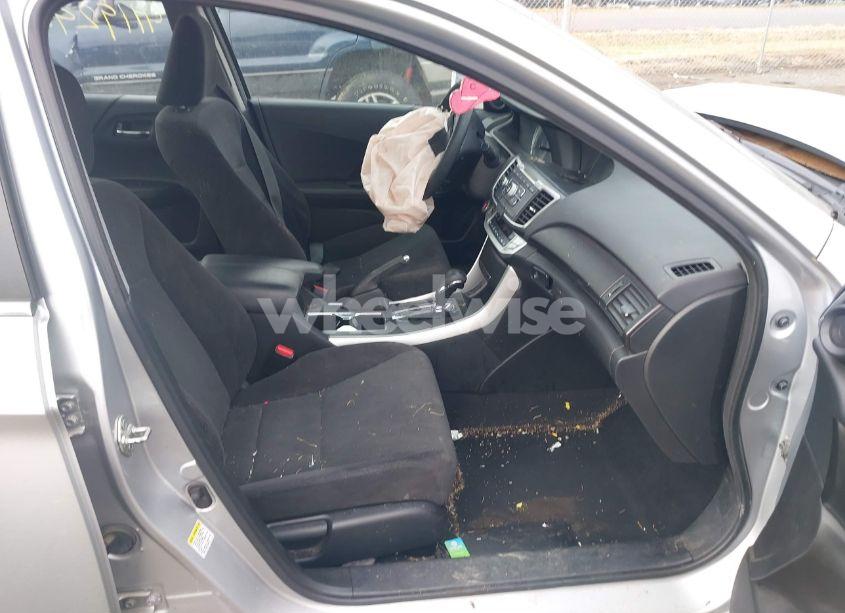 Photo 5 of 2013 Honda Accord EX (VIN 1HGCR2F79DA034426)