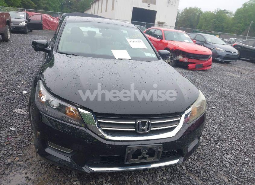 Photo 12 of 2013 Honda Accord EX (VIN 1HGCR2F79DA220323)