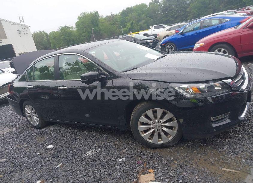 Photo 13 of 2013 Honda Accord EX (VIN 1HGCR2F79DA220323)