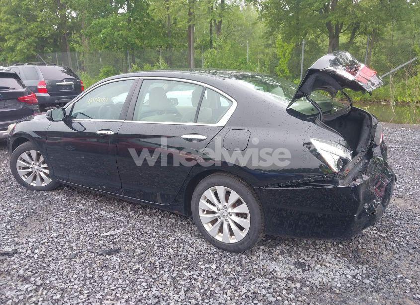 Photo 3 of 2013 Honda Accord EX (VIN 1HGCR2F79DA220323)
