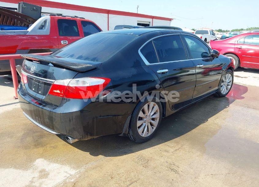 Photo 4 of 2013 Honda Accord EX (VIN 1HGCR2F79DA228759)