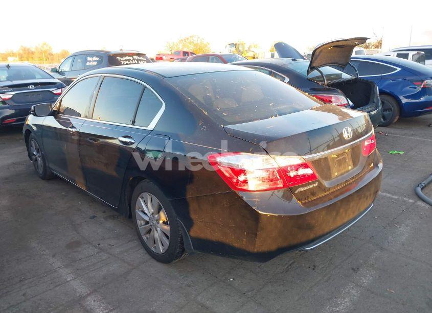 Photo 3 of 2013 Honda Accord EX (VIN 1HGCR2F79DA238952)