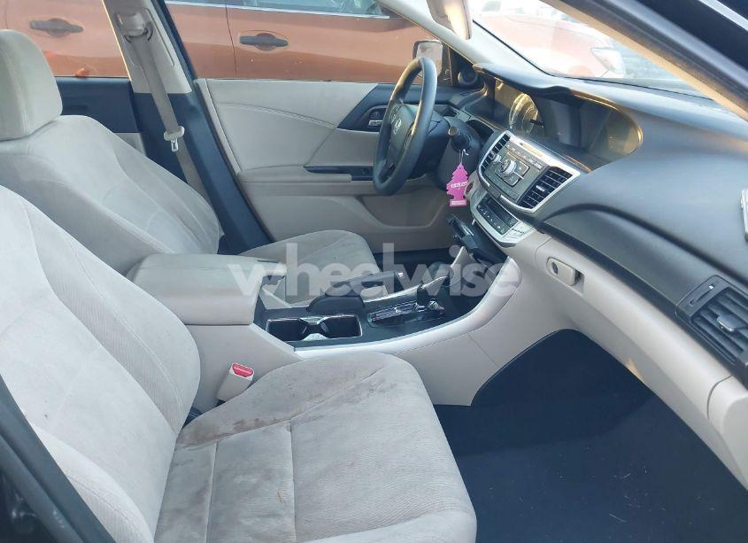 Photo 5 of 2013 Honda Accord EX (VIN 1HGCR2F79DA238952)