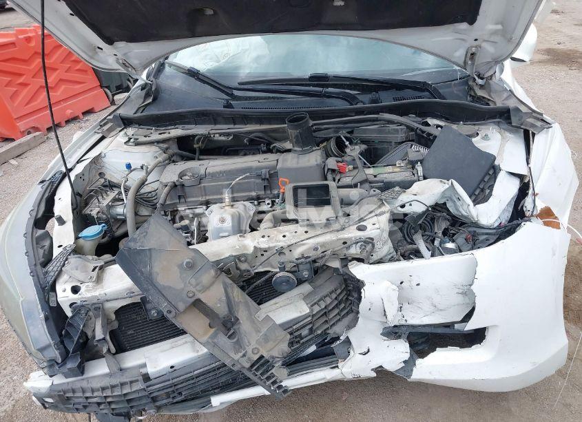 Photo 10 of 2015 Honda Accord EX (VIN 1HGCR2F79FA188119)