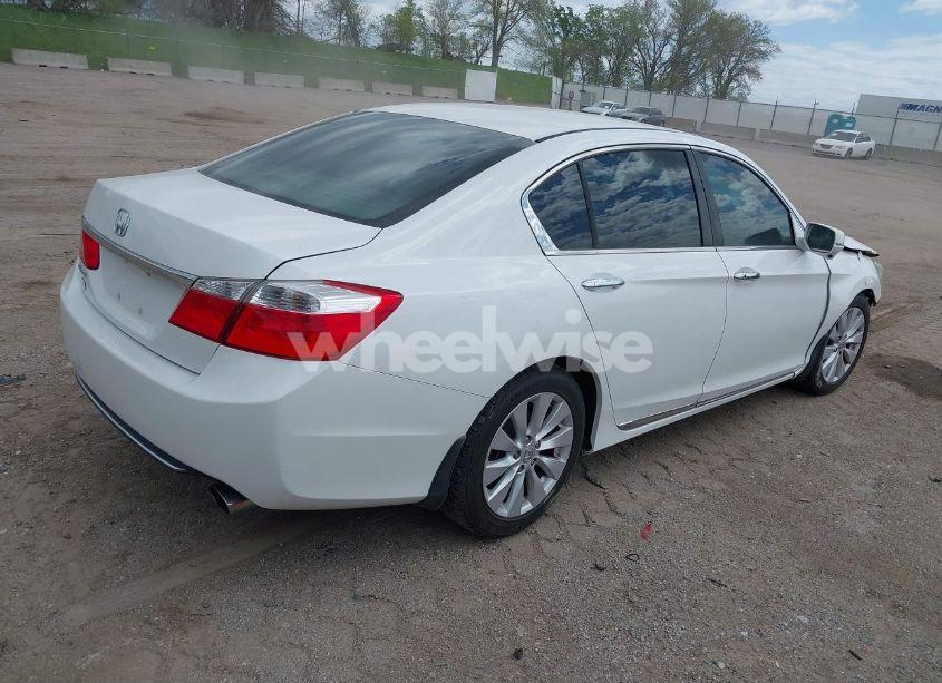 Photo 4 of 2015 Honda Accord EX (VIN 1HGCR2F79FA188119)