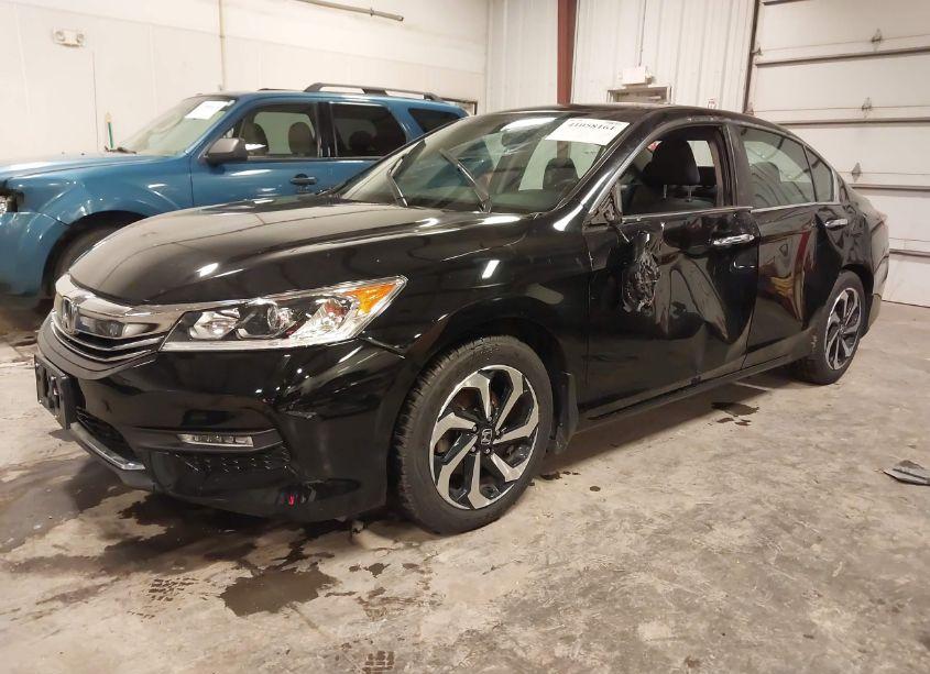 Photo 2 of 2016 Honda Accord EX (VIN 1HGCR2F79GA086210)