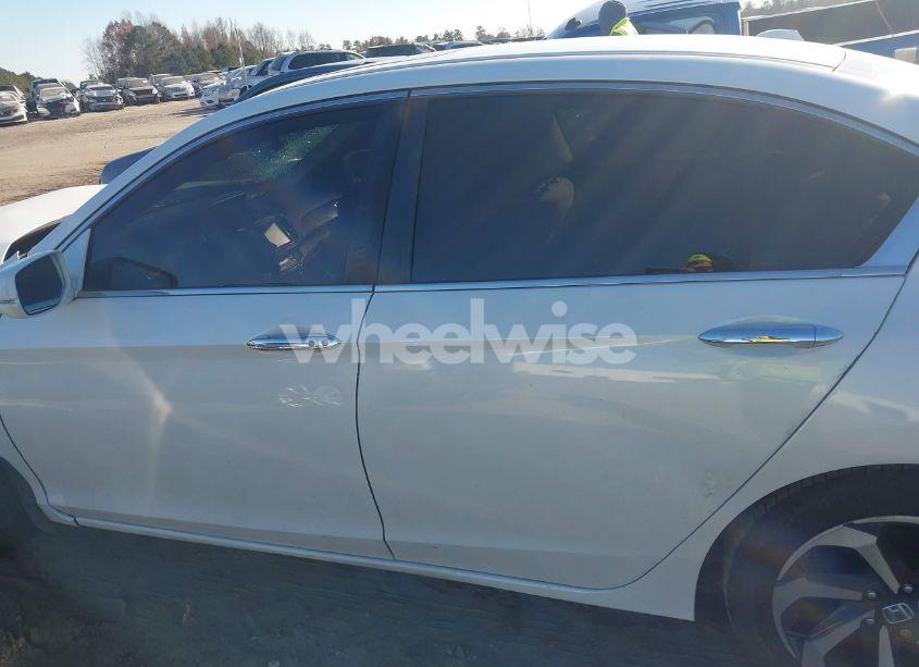 Photo 15 of 2017 Honda Accord EX (VIN 1HGCR2F79HA072776)