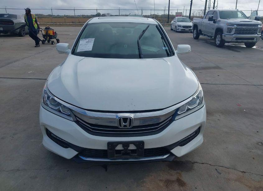 Photo 12 of 2017 Honda Accord EX (VIN 1HGCR2F79HA110684)