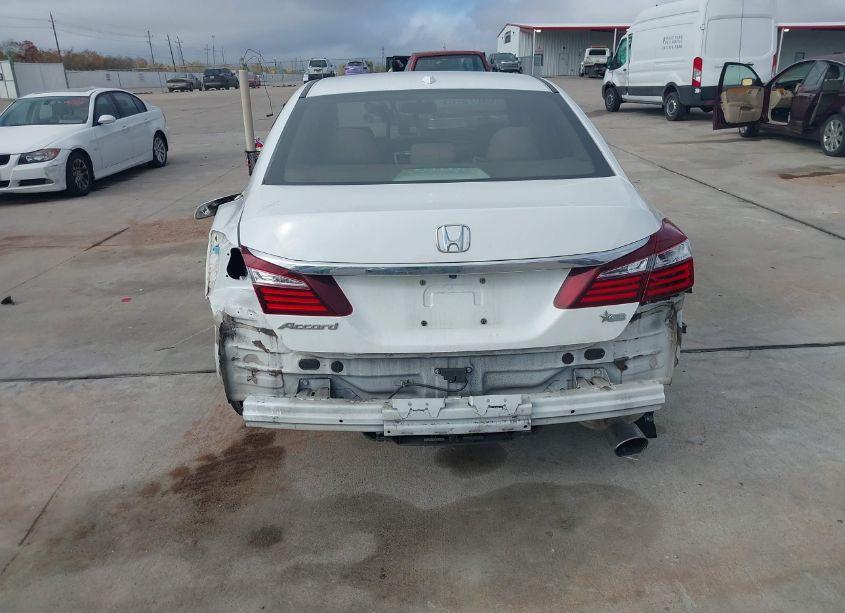 Photo 16 of 2017 Honda Accord EX (VIN 1HGCR2F79HA110684)