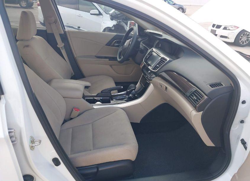 Photo 5 of 2017 Honda Accord EX (VIN 1HGCR2F79HA110684)