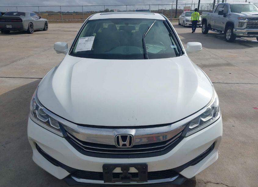 Photo 6 of 2017 Honda Accord EX (VIN 1HGCR2F79HA110684)