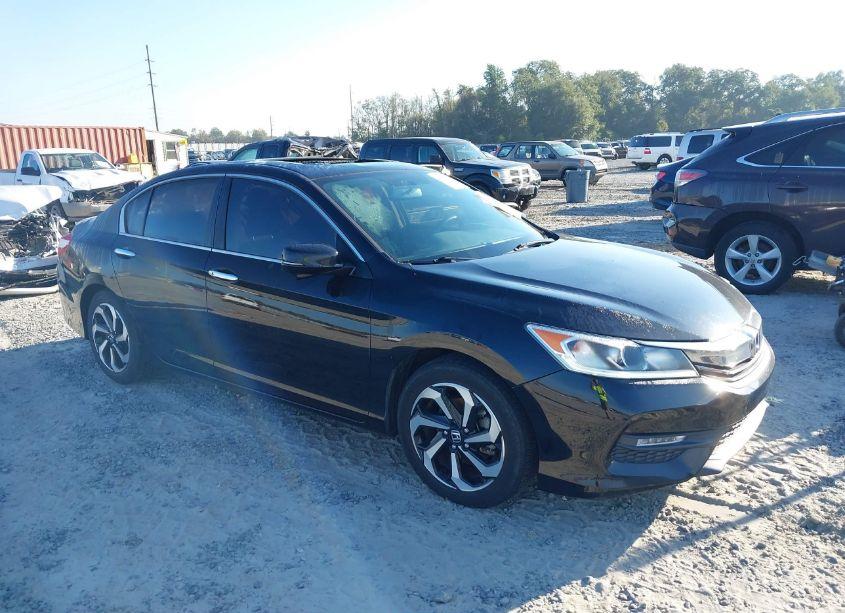 2017 Honda Accord EX (VIN 1HGCR2F79HA181643) main photo