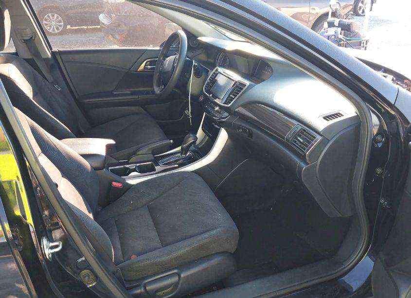 Photo 5 of 2017 Honda Accord EX (VIN 1HGCR2F79HA181643)