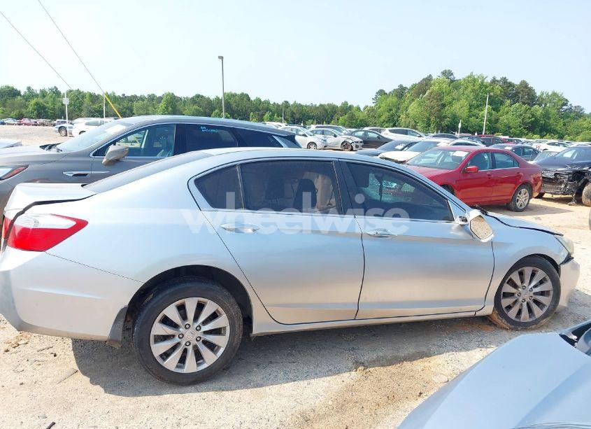 Photo 14 of 2013 Honda Accord EX (VIN 1HGCR2F7XDA039828)