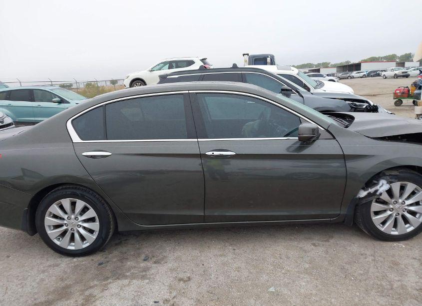 Photo 11 of 2013 Honda Accord EX (VIN 1HGCR2F7XDA068083)