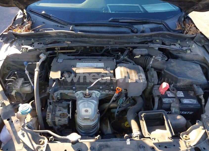 Photo 10 of 2013 Honda Accord EX (VIN 1HGCR2F7XDA083070)