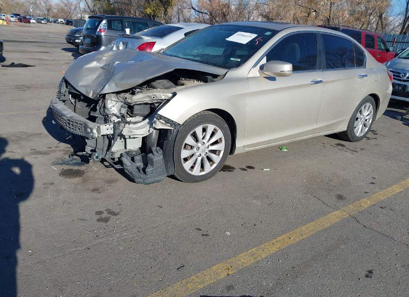Photo 2 of 2014 Honda Accord EX (VIN 1HGCR2F7XEA000190)