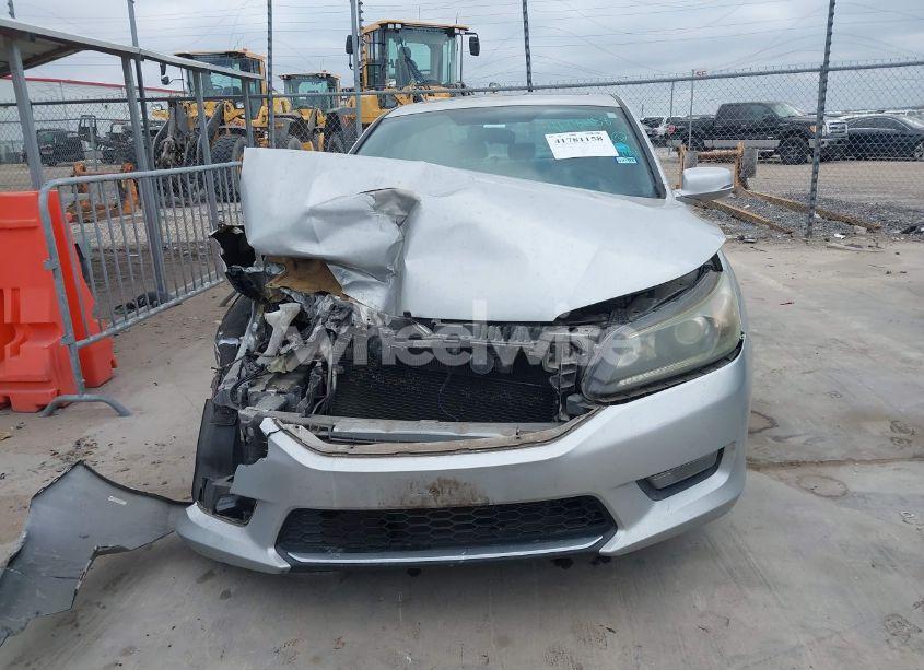 Photo 13 of 2014 Honda Accord EX (VIN 1HGCR2F7XEA103609)