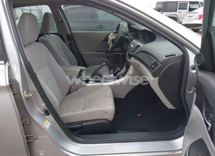 Photo 5 of 2014 Honda Accord EX (VIN 1HGCR2F7XEA103609)