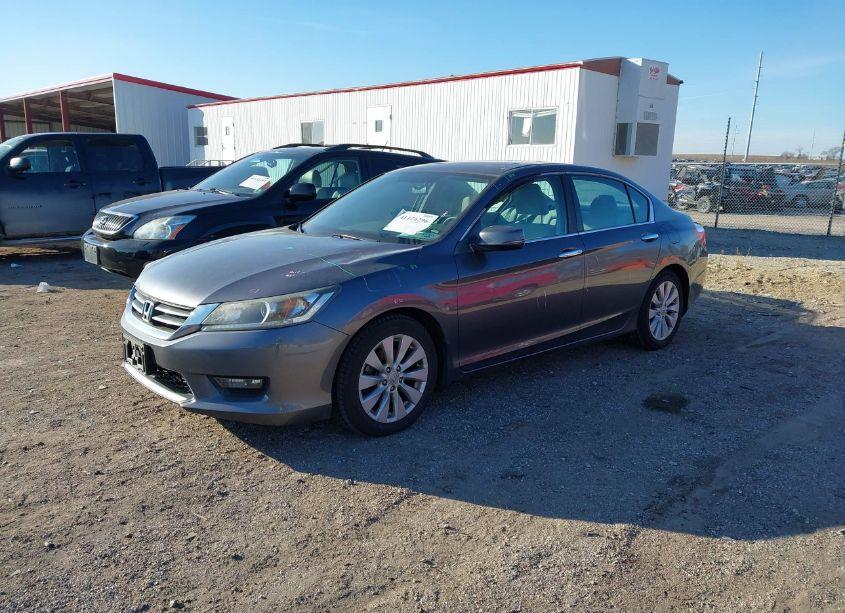 Photo 2 of 2014 Honda Accord EX (VIN 1HGCR2F7XEA111693)