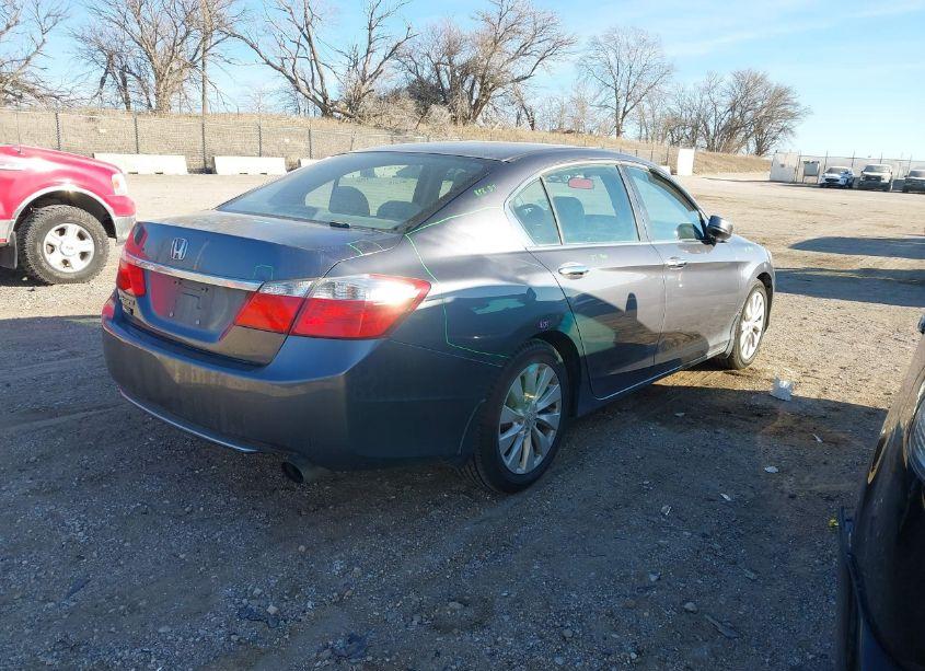 Photo 4 of 2014 Honda Accord EX (VIN 1HGCR2F7XEA111693)