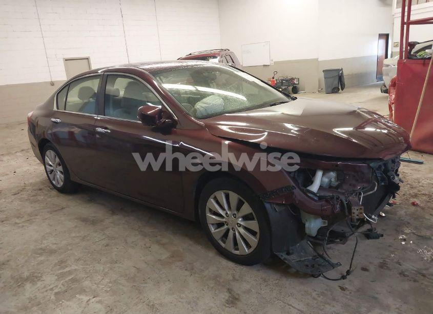 2015 Honda Accord EX (VIN 1HGCR2F7XFA049715) main photo