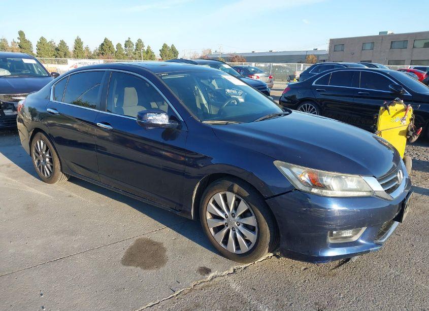 2015 Honda Accord EX (VIN 1HGCR2F7XFA232919) main photo