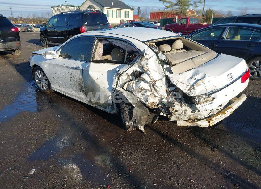 Photo 3 of 2015 Honda Accord EX (VIN 1HGCR2F7XFA256864)