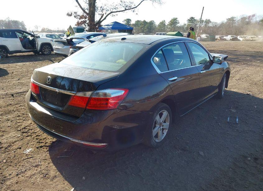 Photo 4 of 2016 Honda Accord EX (VIN 1HGCR2F7XGA106805)