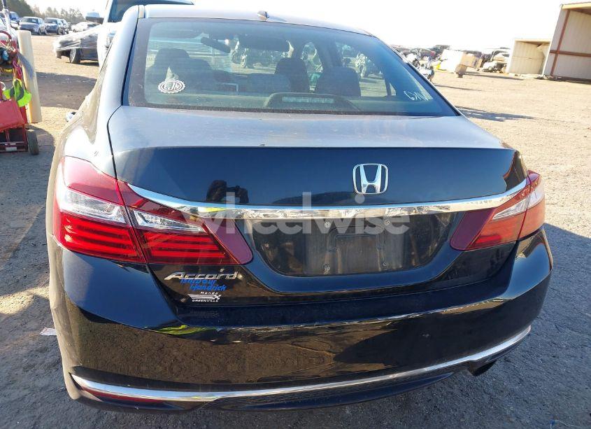 Photo 16 of 2016 Honda Accord EX (VIN 1HGCR2F7XGA140291)