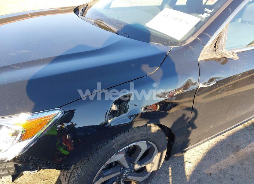 Photo 6 of 2016 Honda Accord EX (VIN 1HGCR2F7XGA140291)