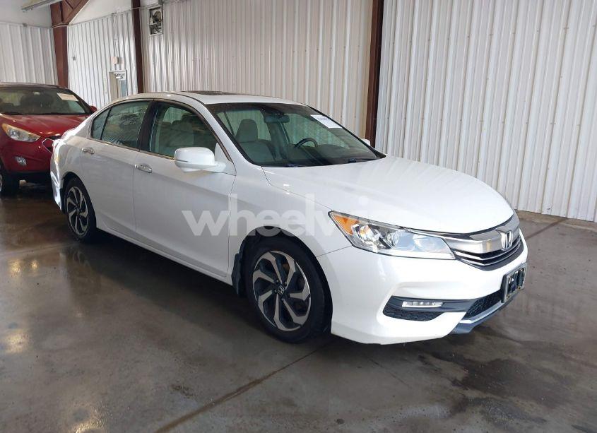 2016 Honda Accord EX (VIN 1HGCR2F7XGA172075) main photo