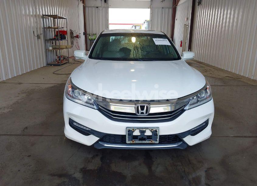 Photo 12 of 2016 Honda Accord EX (VIN 1HGCR2F7XGA172075)