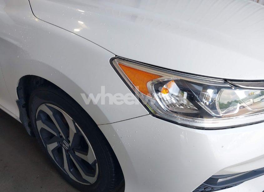 Photo 6 of 2016 Honda Accord EX (VIN 1HGCR2F7XGA172075)