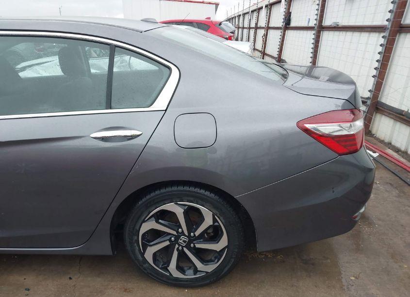 Photo 21 of 2017 Honda Accord EX (VIN 1HGCR2F7XHA134959)